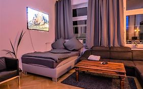 LUX-Appart 3 im Zentrum von Neuss nähe D Messe mit Netflix und Amazon